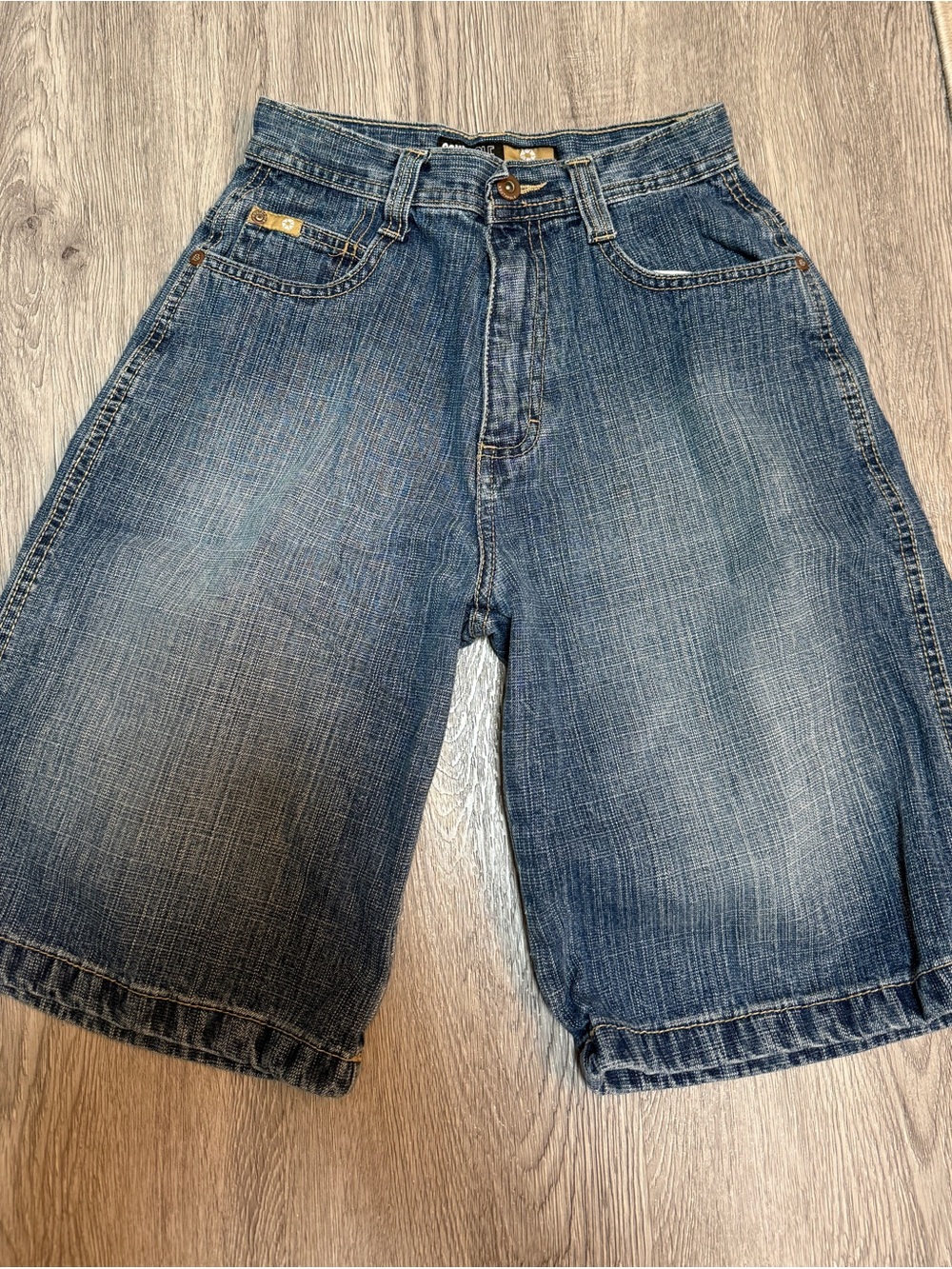Vintage Y2K Southpole Jeans Denim Shorts Jorts Size 12 Baggy Size Wide Leg Blue